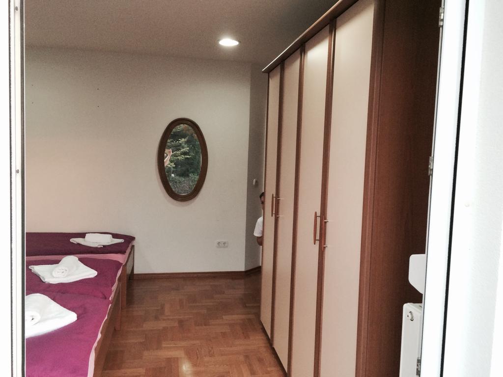 Guest House Seperic Ястребарсько Екстер'єр фото