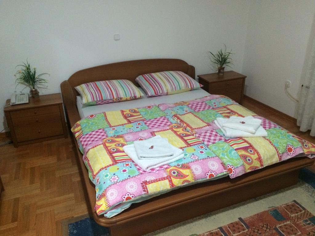 Guest House Seperic Ястребарсько Номер фото